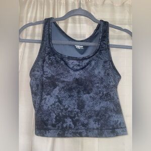 Cropped workout tank
